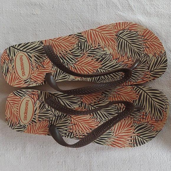NWT Men's Havaianas Flip-Flops Size 11/12,Brown and Tan - Picture 3 of 6